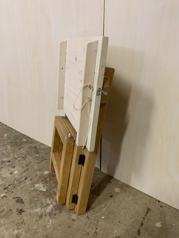 木製折りたたみができる　わんこのベンチ小Ａ　座面カンパーニュ 5枚目の画像