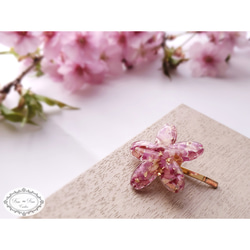 桜 petals（花びら）のポニーフック 1枚目の画像