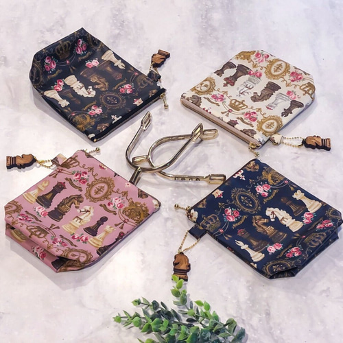 チェス馬柄 防水マルチポーチ ポーチ Amuleto de Oro 通販 7772480