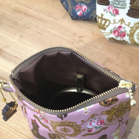 チェス馬柄 防水マルチポーチ 3枚目の画像