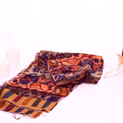 トルコ製　シルクスカーフ 2枚目の画像