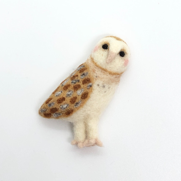 羊毛フェルトのブローチ メンフクロウのみるくさん ブローチ