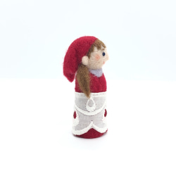 羊毛フェルトの指人形　赤ずきんちゃん 4枚目の画像