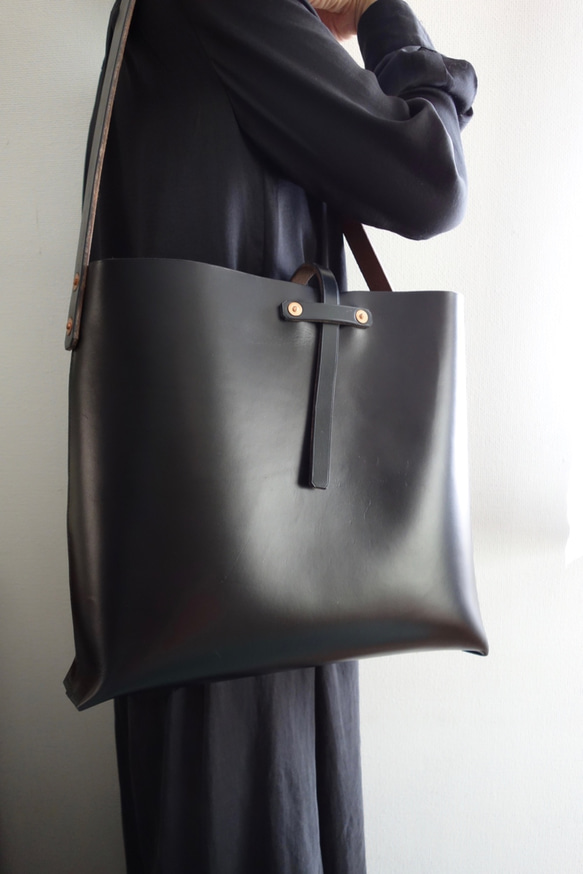 SLOW bono TOTE クロムエクセルレザー