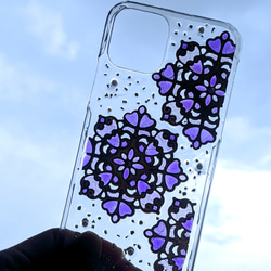 【全機種対応】キラキラ透明感が上品なステンドグラス風スマホケース/パープル花/桜（iPhone/Android） 4枚目の画像