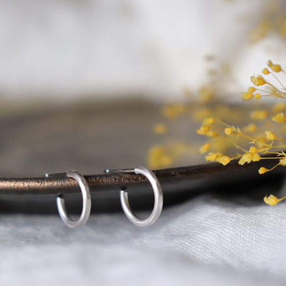 1.5 SS×つちめ×silver×両耳用 】極小 フープピアス/メンズピアス