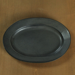 楕円リム7寸皿／チャコール 1枚目の画像