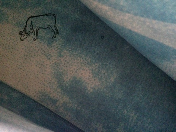 手書き加工 豚革 ライトブルー スモール ランドリーバッグ 5枚目の画像