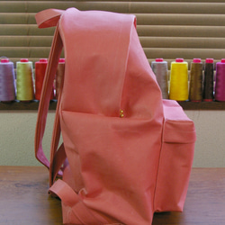 豬皮革粉紅色袋包背包 第3張的照片