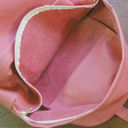 豬皮革粉紅色袋包背包 第5張的照片