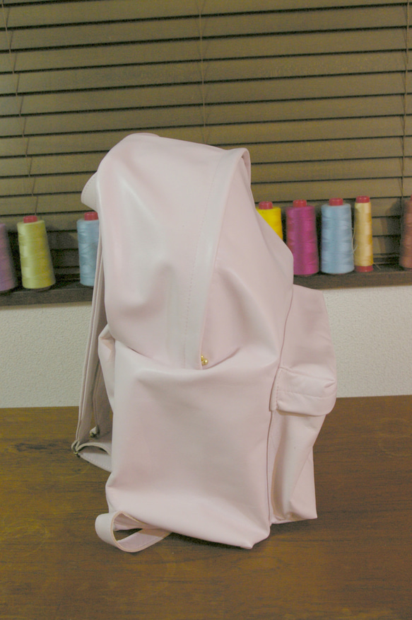 皮革粉紅色袋包背包 第3張的照片