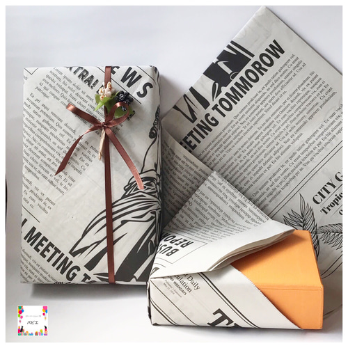 英字新聞風 ラッピング紙 500枚 かなり大量10kgです❤︎ 包装紙 英字