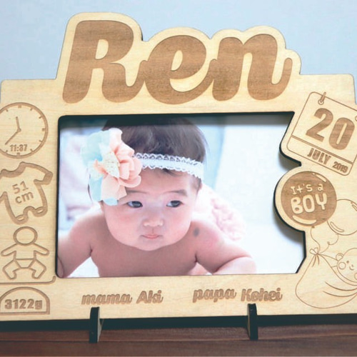 木製横向きフォトフレーム（誕生日・出産祝い） フォトフレーム・写真