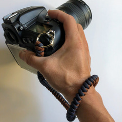 カメラストラップ　パラコード　Paracord Snake Knot Camera Wrist Strap 2枚目の画像