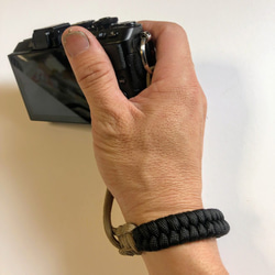 カメラストラップ　パラコード　Paracord Fishtail Camera Wrist Strap　BT 4枚目の画像