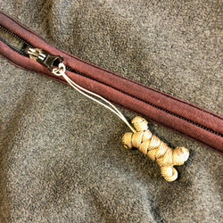 犬の骨　ジッパータグ　Dog Bone Zipper Pull 3枚目の画像