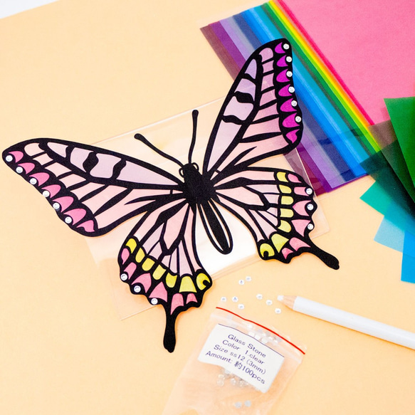 【カラーグラシン切り絵キット】蝶を抜いてグラシン紙を貼るだけ ペーパークラフト コラージュ 11枚目の画像