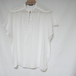 WHITE GATHER SHIRT 1枚目の画像