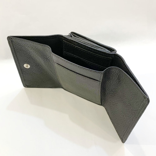 ciatre ブラック 三つ折り財布 ciatre 革財布 シアター 三つ折財布（牛革】ブラックボタン3