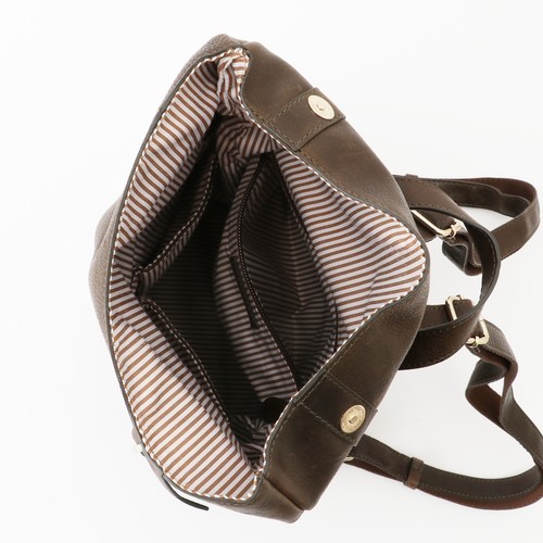 【牛革】　カラフルロールトップリュック　<4色展開>　軽い　ユニセックス　リュック M9242