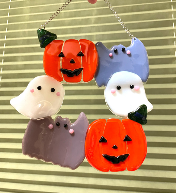 【即納品】ハロウィン ガラスのリース 2枚目の画像