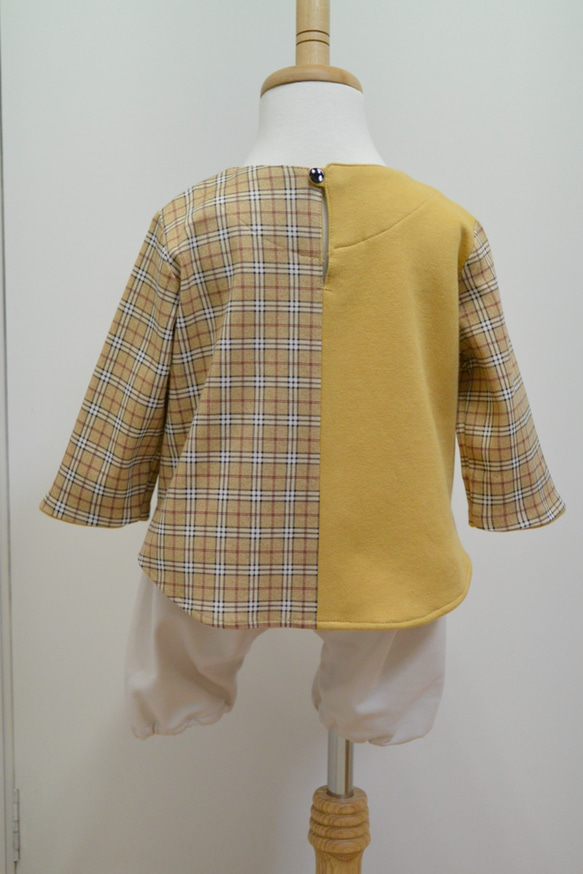 タータンチェック×マスタードの長袖シャツとサルエルパンツのセットアップ（ベビー80） 2枚目の画像