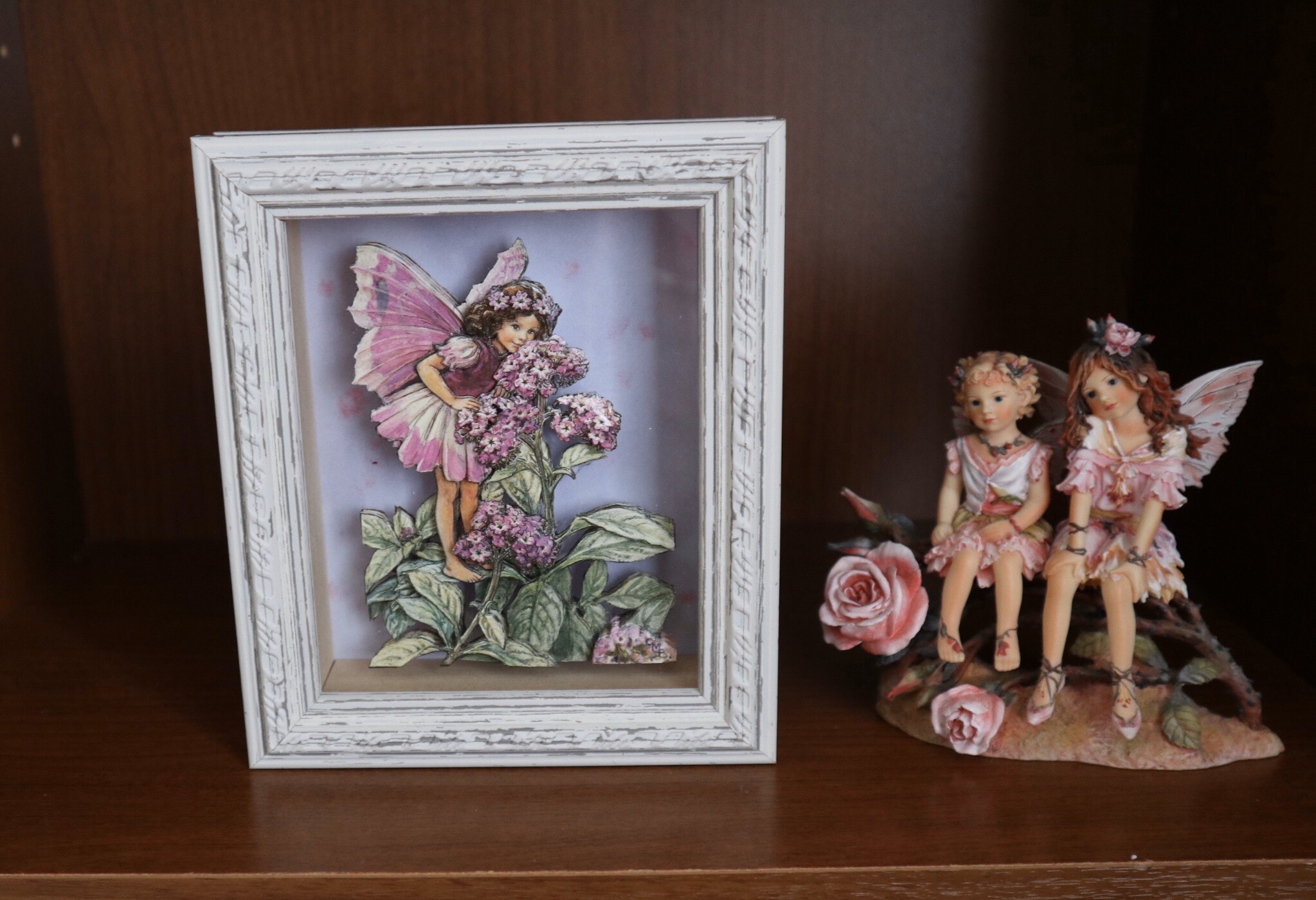 イースターバニーと春の花のシャドーボックス イースターバニーと春の花のシャドーボックス イースターバニー