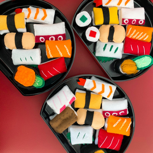 新品⭐︎メジェド様 も大好き お寿司 逸遊団 スリーブ 60枚入り！ ⭐︎メルカリ便 Amazon.co.jp: カードスリーブ第77弾「お寿司が好きなメジェド様