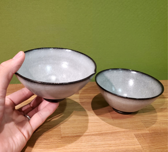 茶碗(大)　白氷裂釉 2枚目の画像