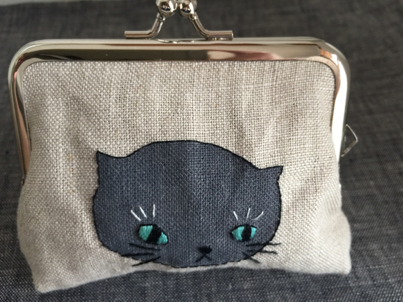 猫さんがま口(ロシアンブルー) 刺繍がま口 猫刺繍 ネコ刺繍 ねこ刺繍 猫がま口 小物入れ カードケース カード入れ 3枚目の画像