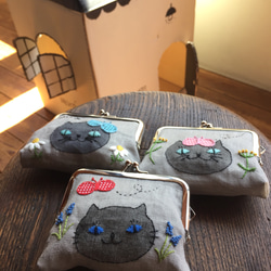 猫さんがま口 青緑おめめのくろねこ ねこ刺繍 がま口 財布 カード入れ 刺繍がま口 7枚目の画像