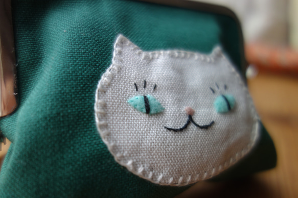 猫さんがま口　ねこがま口　財布　カード入れ　刺繍がま口 4枚目の画像