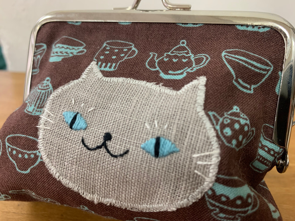 猫さんがま口　ねこがま口　財布　カード入れ　刺繍がま口　猫刺繍　猫がま口 3枚目の画像