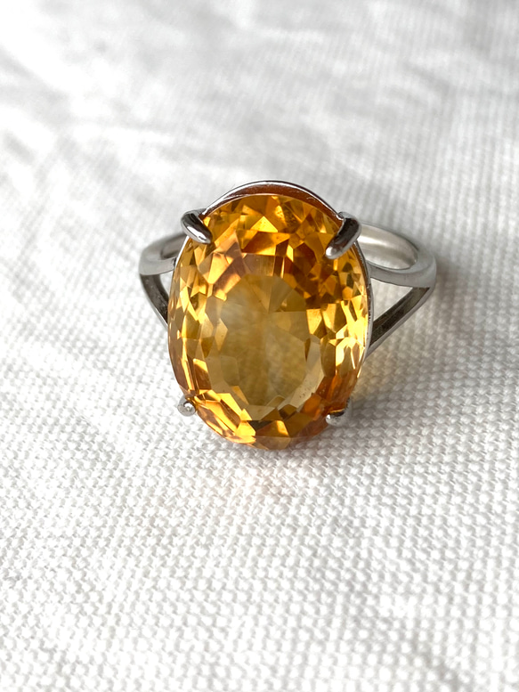 11月誕生石　特大　大粒シトリン　黄水晶　ロジウムコーティングシルバー925 フリーサイズリング　調整可能　指輪　宝石質 2枚目の画像
