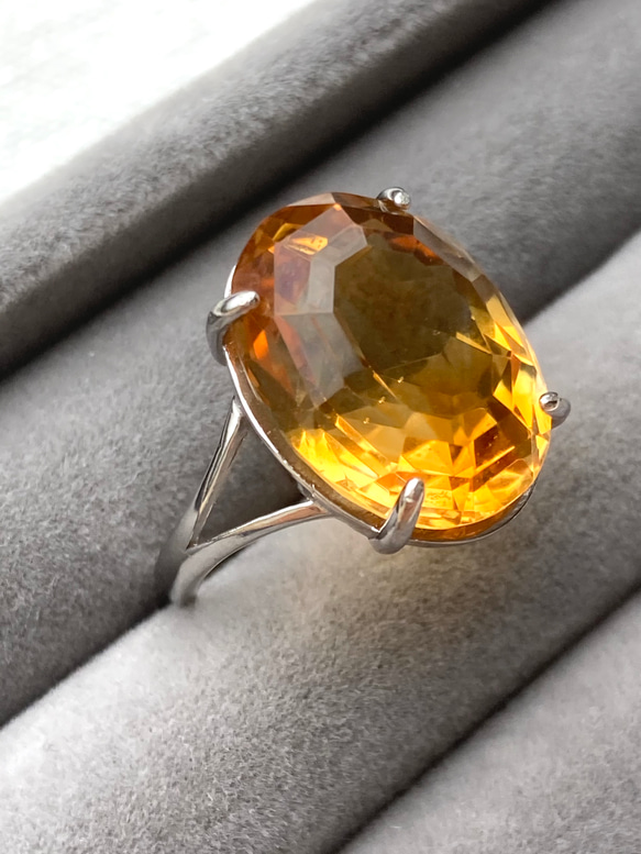 11月誕生石　特大　大粒シトリン　黄水晶　ロジウムコーティングシルバー925 フリーサイズリング　調整可能　指輪　宝石質 4枚目の画像