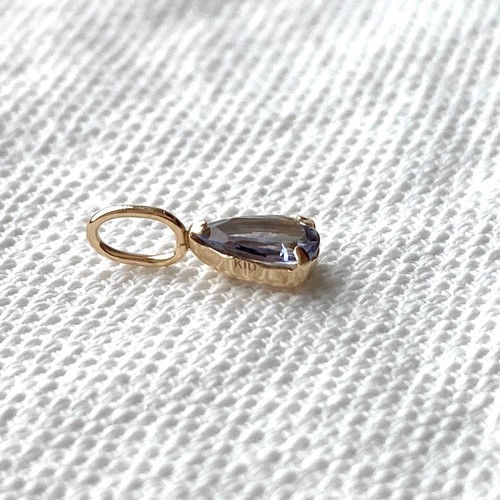 バイカラータンザナイト 極小 雫 K10 ペンダントヘッド ゾイサイト