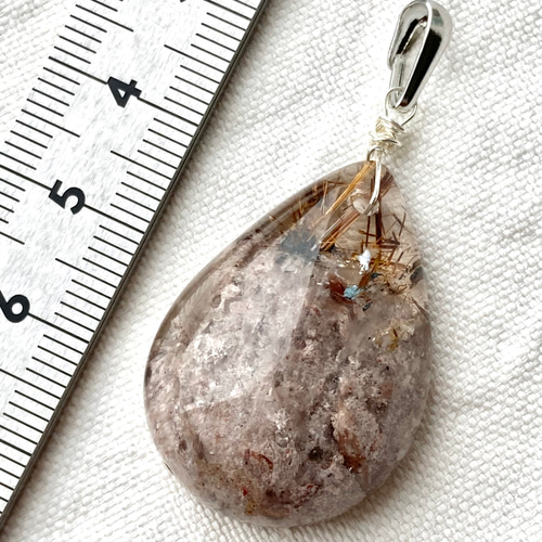 4月誕生石 虹入りガーデンルチルクォーツ 水晶 ペンダントトップ