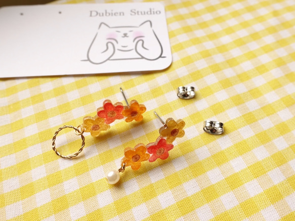 [DuBien_Handmade]秋の風の花x手描きのイヤリング-赤 3枚目の画像