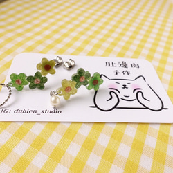 [DuBien_Handmade]秋風の花x手描きのイヤリング-グリーン 3枚目の画像