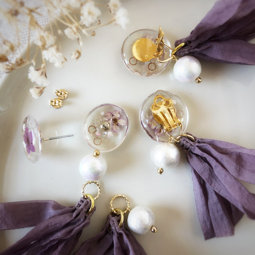 【1278】レジンモチーフとタッセルのピアス レジンとタッセルのピアス(紫蝶) | iichi 日々の暮らしを