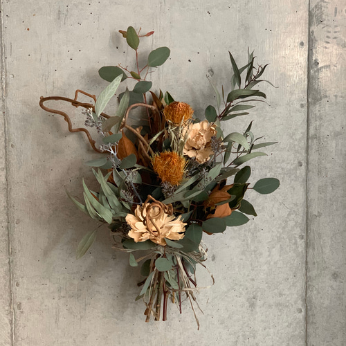 ドライフラワー ホワイトウッドシャクヤクとドライアンドラのブーケ  