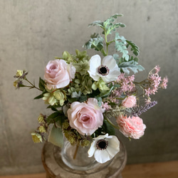 【母の日】＊再販＊アーティフィシャルフラワー　桜色のバラとアネモネのミニブーケ 2枚目の画像