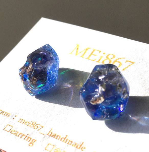 銀河鐵道夜堇青石迷你礦石耳環耳釘金屬過敏簡約藍色藍色夏季天然石 第2張的照片