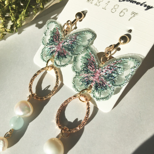 アクアマリンとバロックパール バタフライロングピアス イヤリング
