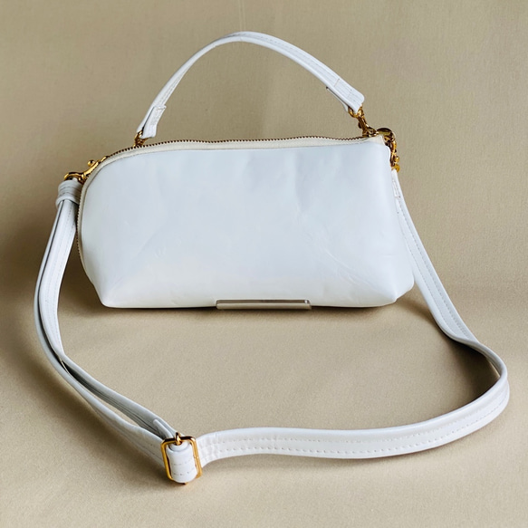 旅行に　3way スマホお財布ポシェット ホワイト牛革 スマホ・鍵・カード20枚！口紅が入る スマホ