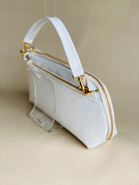 旅行に　3way スマホお財布ポシェット ホワイト牛革 スマホ・鍵・カード20枚！口紅が入る スマホ