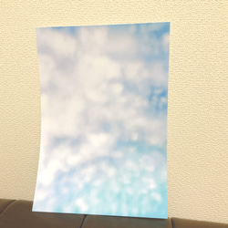 大きな雲とキレイな空　A4  イラスト　ポスター　紙　空　　　かわいい　自然　インテリア　おしゃれ　 3枚目の画像