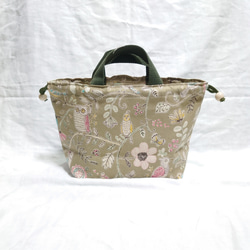 SALE！お弁当袋☆Borsa 41☆トートバッグ☆コンビニ☆鳥☆Bird☆花☆北欧☆オシャレ☆入園グッズ☆入学グッズ 1枚目の画像