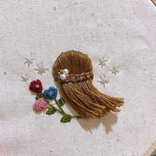 女の子立体刺繍ポーチ ポーチ susie 通販 11119401｜Creema