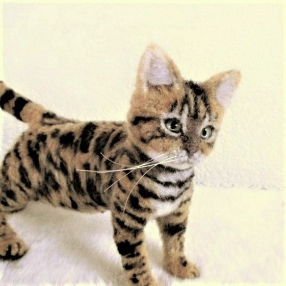 羊毛フェルト 猫 ハンドメイド ベンガル 置物